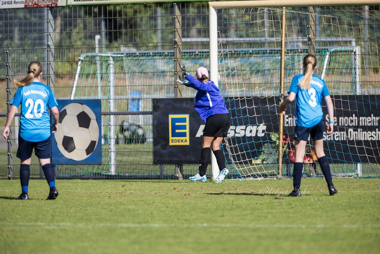 Bild 252 - wBJ TuS Rotenhof - Holstein Kiel : Ergebnis: 1:4